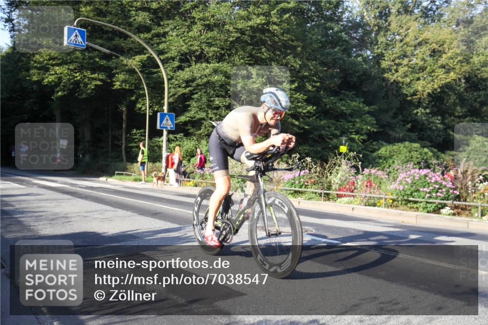 08.09.2024 - Stadtparktriathlon Zöllner http://msf.ph/oto/7038547 08.09.2024 08:56:13 Radfahren 51 meine-sportfotos.de