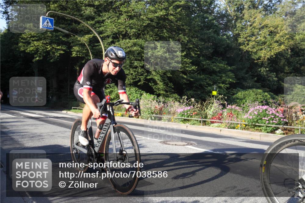 08.09.2024 - Stadtparktriathlon Zöllner http://msf.ph/oto/7038586 08.09.2024 08:57:35 Radfahren 25, 26, 71, 83 meine-sportfotos.de