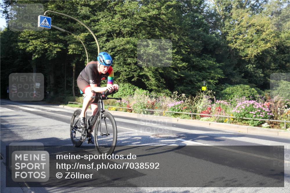 08.09.2024 - Stadtparktriathlon Zöllner http://msf.ph/oto/7038592 08.09.2024 08:57:39 Radfahren 20, 25, 71, 83 meine-sportfotos.de