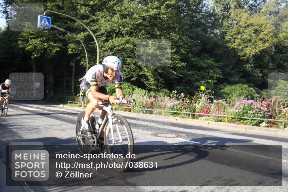 08.09.2024 - Stadtparktriathlon Zöllner http://msf.ph/oto/7038631 08.09.2024 08:58:49 Radfahren 27, 57, 74 meine-sportfotos.de