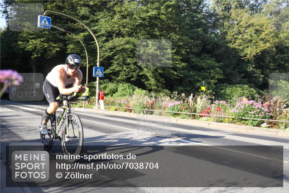 08.09.2024 - Stadtparktriathlon Zöllner http://msf.ph/oto/7038704 08.09.2024 09:01:31 Radfahren 106, 122 meine-sportfotos.de