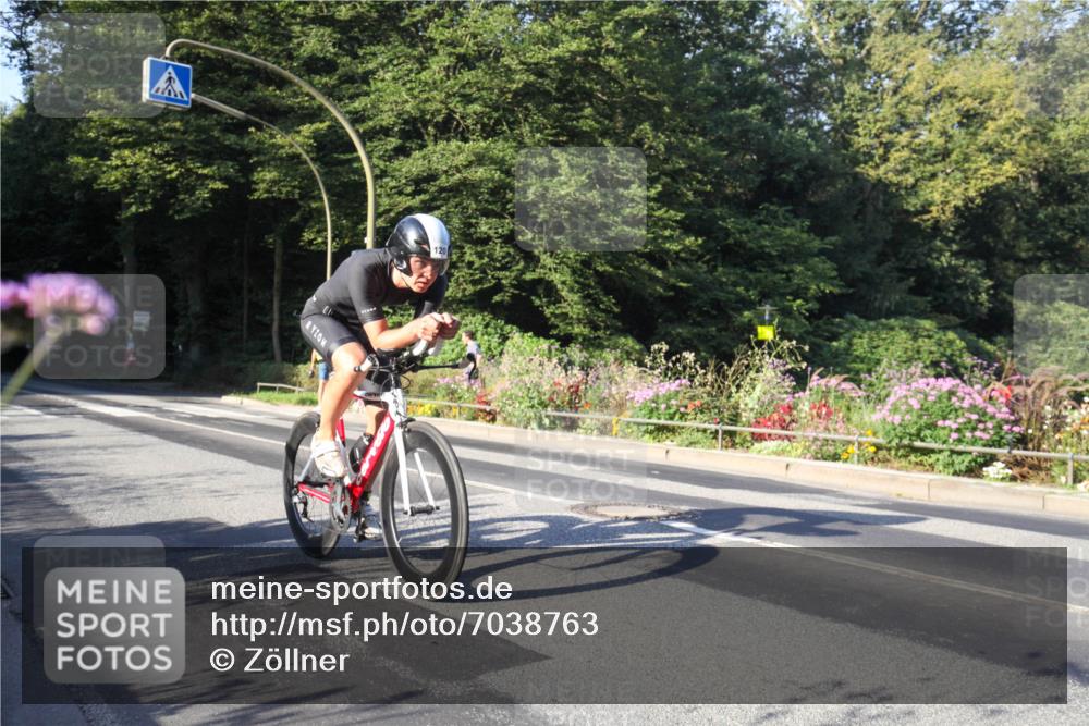 08.09.2024 - Stadtparktriathlon Zöllner http://msf.ph/oto/7038763 08.09.2024 09:03:08 Radfahren 110, 115, 120 meine-sportfotos.de