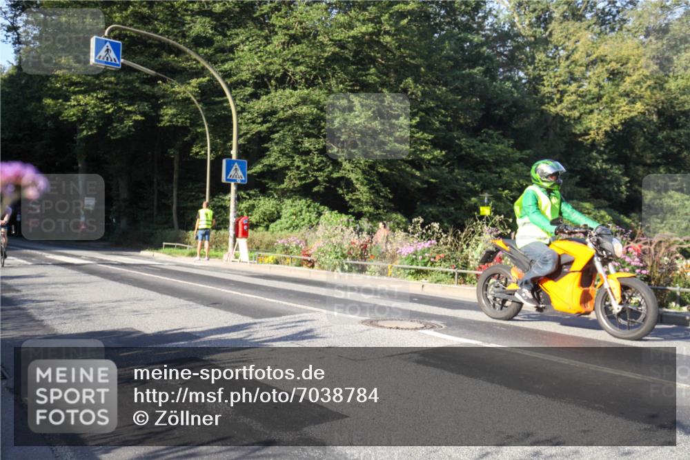 08.09.2024 - Stadtparktriathlon Zöllner http://msf.ph/oto/7038784 08.09.2024 09:03:43 Radfahren 2, 25, 26, 80, 109 meine-sportfotos.de