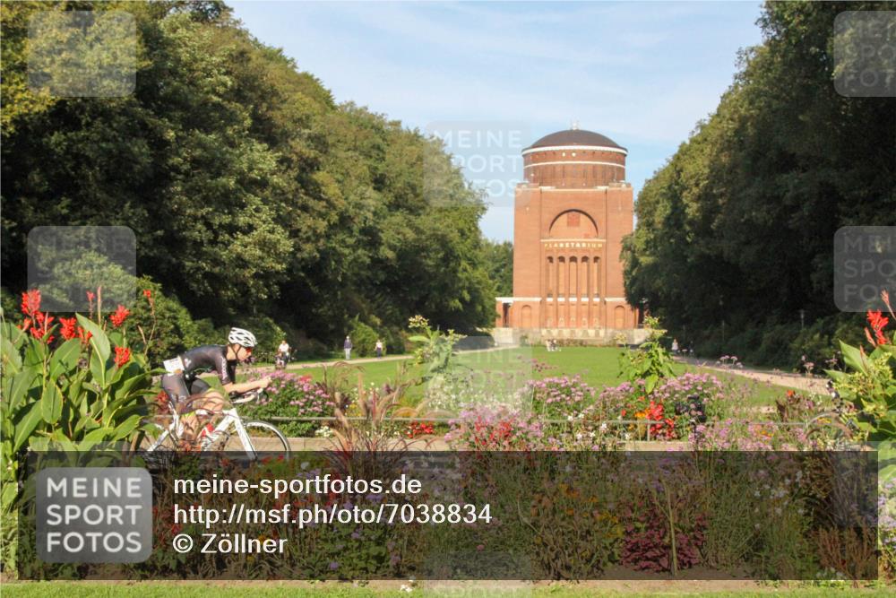 08.09.2024 - Stadtparktriathlon Zöllner http://msf.ph/oto/7038834 08.09.2024 09:14:20 Radfahren 39, 51, 77, 102, 105, 143, 158, 162, 166 meine-sportfotos.de