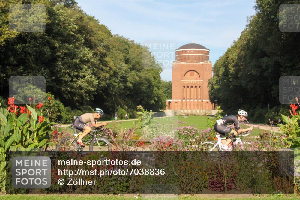 08.09.2024 - Stadtparktriathlon Zöllner http://msf.ph/oto/7038836 08.09.2024 09:14:21 Radfahren 6, 39, 51, 77, 105, 143, 158, 162, 166 meine-sportfotos.de