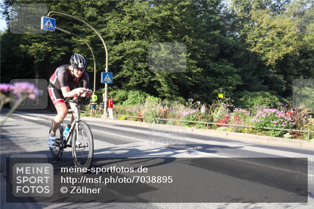 08.09.2024 - Stadtparktriathlon Zöllner http://msf.ph/oto/7038895 08.09.2024 09:06:18 Radfahren 11, 82 meine-sportfotos.de