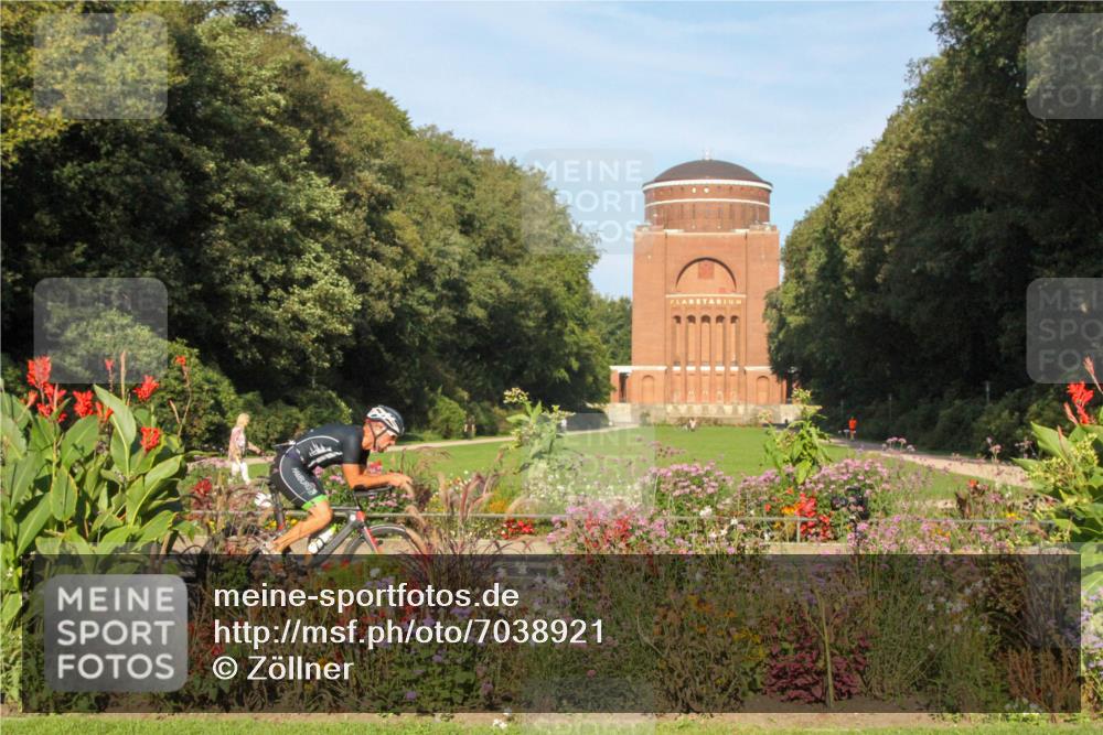 08.09.2024 - Stadtparktriathlon Zöllner http://msf.ph/oto/7038921 08.09.2024 09:15:51 Radfahren 90, 107 meine-sportfotos.de