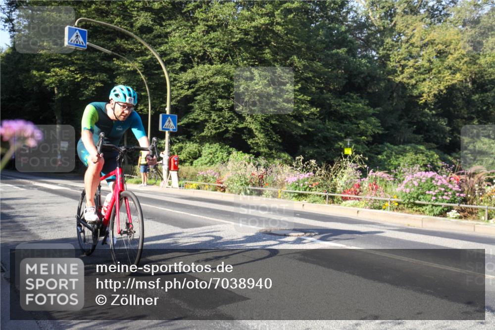 08.09.2024 - Stadtparktriathlon Zöllner http://msf.ph/oto/7038940 08.09.2024 09:07:53 Radfahren 46, 67 meine-sportfotos.de