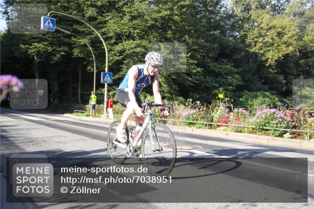 08.09.2024 - Stadtparktriathlon Zöllner http://msf.ph/oto/7038951 08.09.2024 09:08:24 Radfahren 103 meine-sportfotos.de