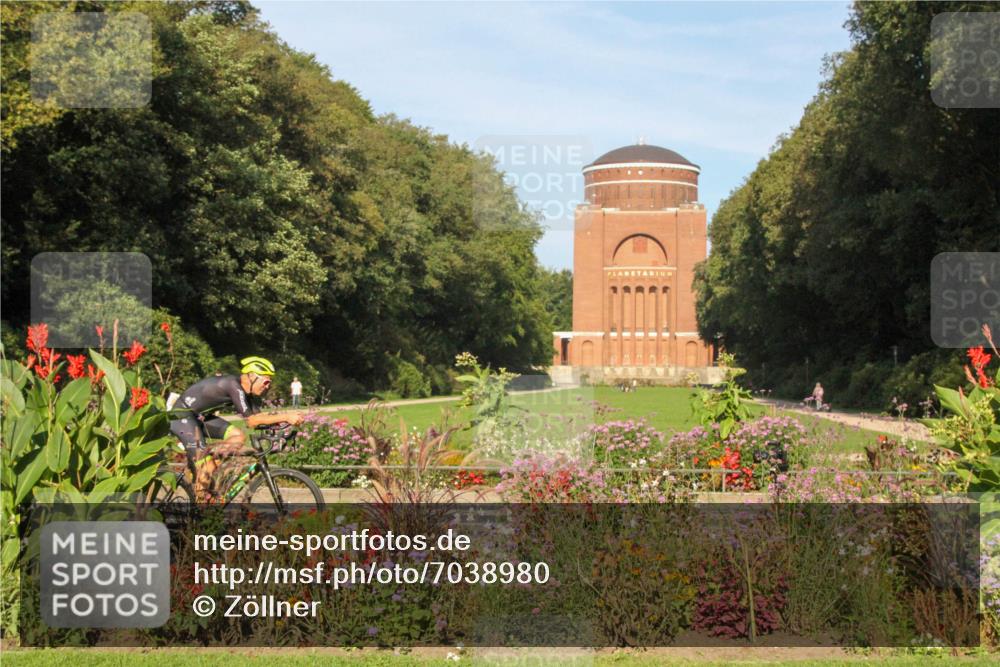 08.09.2024 - Stadtparktriathlon Zöllner http://msf.ph/oto/7038980 08.09.2024 09:17:15 Radfahren 27, 85, 116 meine-sportfotos.de