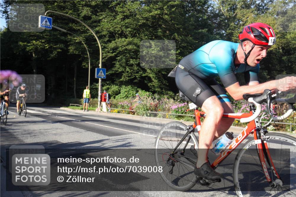 08.09.2024 - Stadtparktriathlon Zöllner http://msf.ph/oto/7039008 08.09.2024 09:09:32 Radfahren 15, 21, 40, 44, 54, 63, 76, 127 meine-sportfotos.de