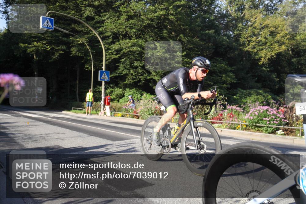 08.09.2024 - Stadtparktriathlon Zöllner http://msf.ph/oto/7039012 08.09.2024 09:09:33 Radfahren 15, 21, 25, 40, 44, 54, 63, 72, 76, 123, 127 meine-sportfotos.de
