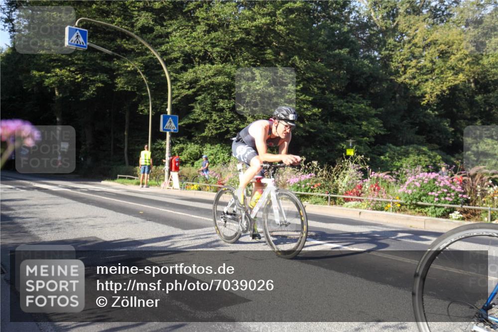 08.09.2024 - Stadtparktriathlon Zöllner http://msf.ph/oto/7039026 08.09.2024 09:09:38 Radfahren 25, 26, 35, 56, 72, 123 meine-sportfotos.de