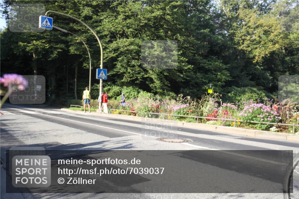 08.09.2024 - Stadtparktriathlon Zöllner http://msf.ph/oto/7039037 08.09.2024 09:09:49 Radfahren 37, 80, 100 meine-sportfotos.de