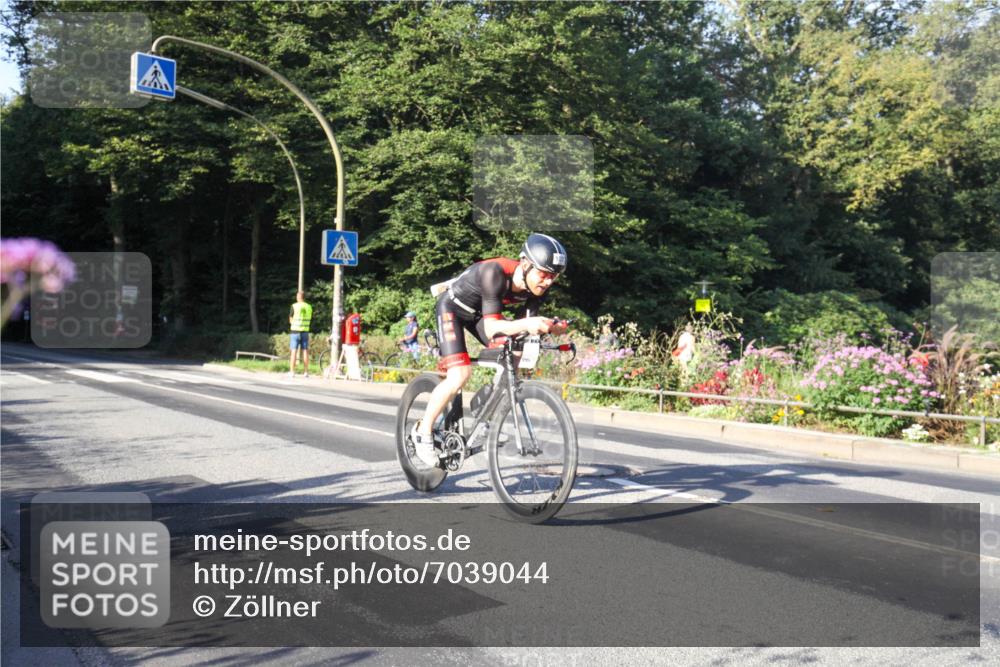 08.09.2024 - Stadtparktriathlon Zöllner http://msf.ph/oto/7039044 08.09.2024 09:09:59 Radfahren 31, 83, 89, 94, 107, 113, 125 meine-sportfotos.de