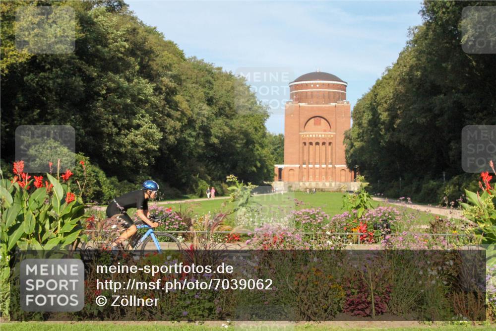 08.09.2024 - Stadtparktriathlon Zöllner http://msf.ph/oto/7039062 08.09.2024 09:19:31 Radfahren 132, 156, 157 meine-sportfotos.de