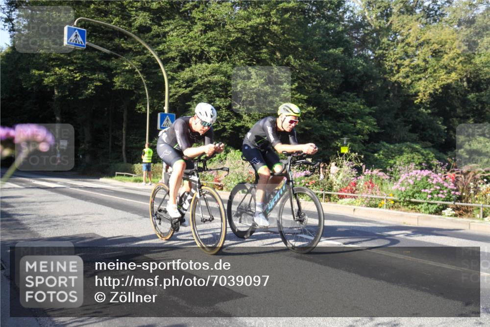 08.09.2024 - Stadtparktriathlon Zöllner http://msf.ph/oto/7039097 08.09.2024 09:11:05 Radfahren 27, 74, 116, 119, 172, 174 meine-sportfotos.de