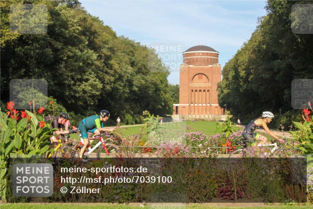 08.09.2024 - Stadtparktriathlon Zöllner http://msf.ph/oto/7039100 08.09.2024 09:20:14 Radfahren 65, 111, 134, 150, 163, 176 meine-sportfotos.de