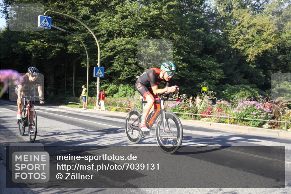 08.09.2024 - Stadtparktriathlon Zöllner http://msf.ph/oto/7039131 08.09.2024 09:11:49 Radfahren 4, 11, 45, 124, 138, 140, 144 meine-sportfotos.de
