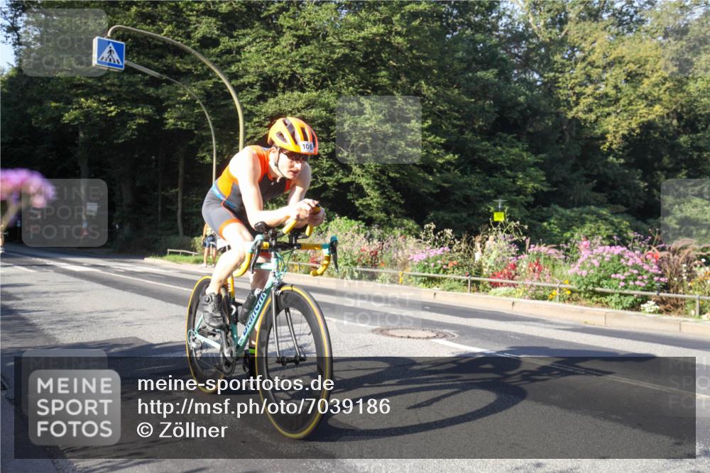 08.09.2024 - Stadtparktriathlon Zöllner http://msf.ph/oto/7039186 08.09.2024 09:13:28 Radfahren 1, 5, 49, 59, 92, 106, 122, 175 meine-sportfotos.de