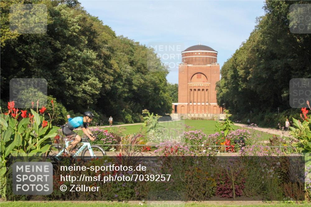 08.09.2024 - Stadtparktriathlon Zöllner http://msf.ph/oto/7039257 08.09.2024 09:25:13 Radfahren 124, 140 meine-sportfotos.de