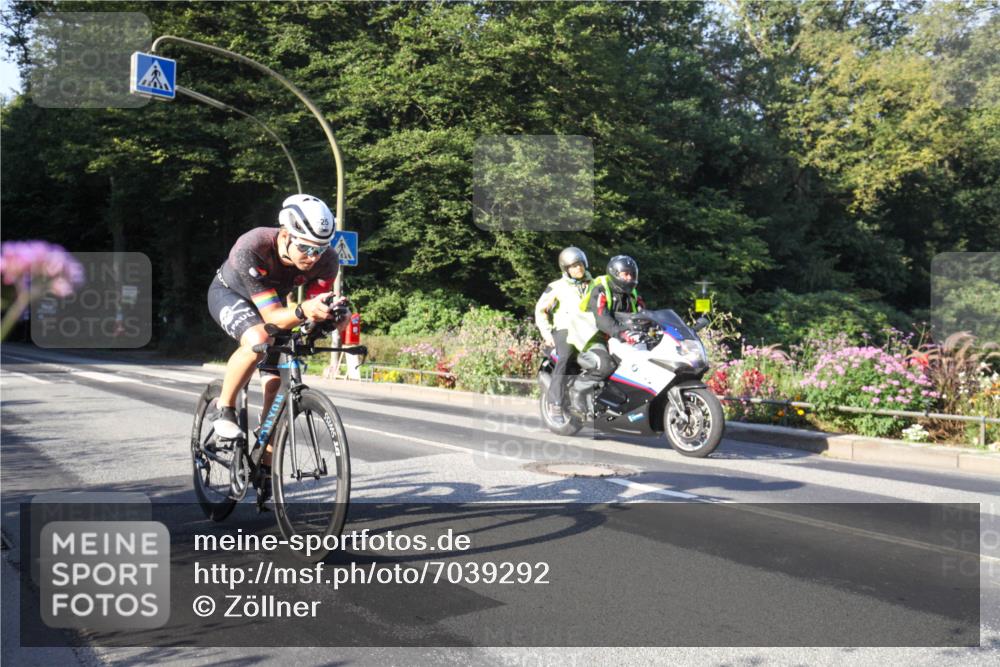 08.09.2024 - Stadtparktriathlon Zöllner http://msf.ph/oto/7039292 08.09.2024 09:15:28 Radfahren 25, 32, 72, 99, 127 meine-sportfotos.de