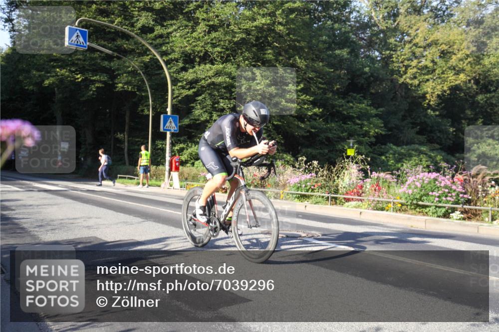 08.09.2024 - Stadtparktriathlon Zöllner http://msf.ph/oto/7039296 08.09.2024 09:15:30 Radfahren 25, 72, 99, 179 meine-sportfotos.de