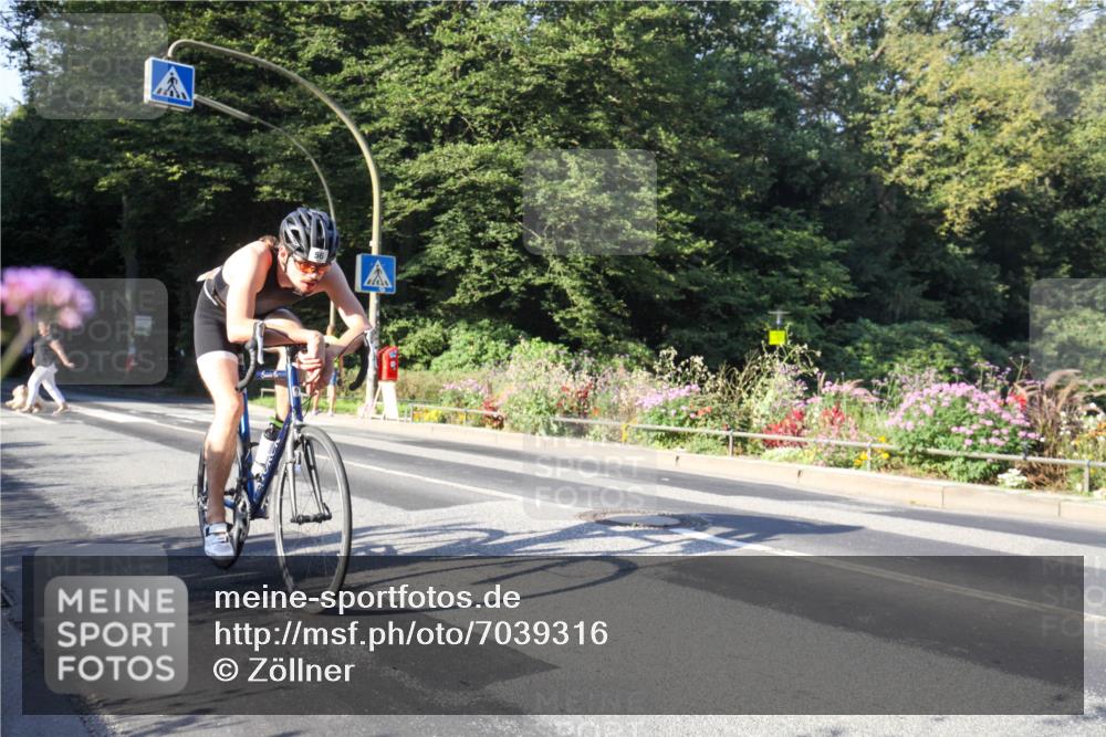 08.09.2024 - Stadtparktriathlon Zöllner http://msf.ph/oto/7039316 08.09.2024 09:15:59 Radfahren 31, 56, 80 meine-sportfotos.de