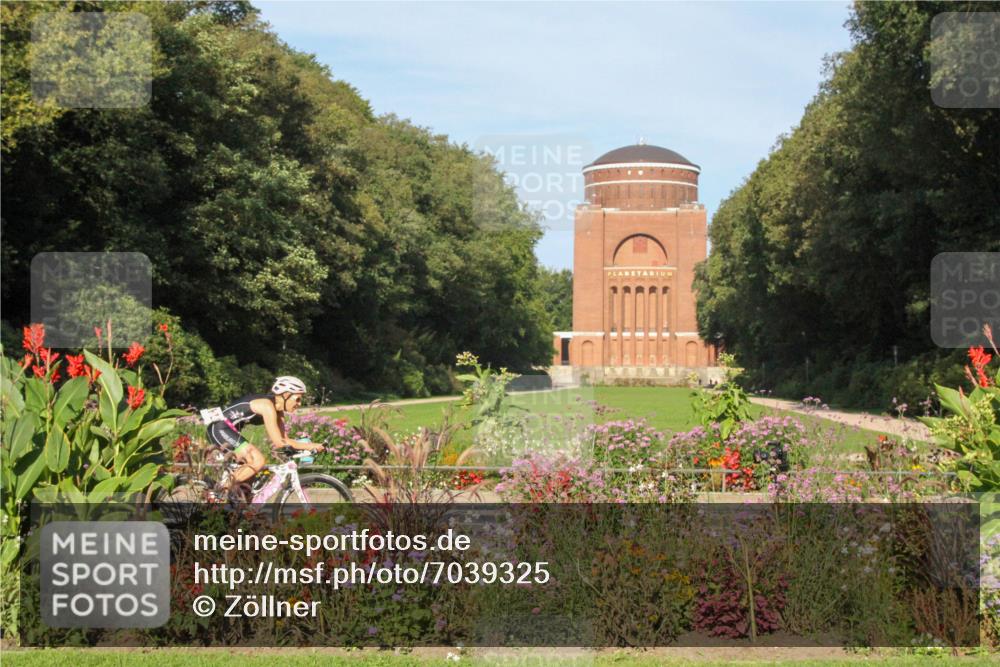 08.09.2024 - Stadtparktriathlon Zöllner http://msf.ph/oto/7039325 08.09.2024 09:27:06 Radfahren 134 meine-sportfotos.de