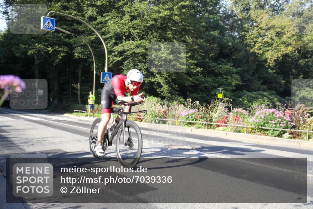 08.09.2024 - Stadtparktriathlon Zöllner http://msf.ph/oto/7039336 08.09.2024 09:16:32 Radfahren 41, 71, 94, 169 meine-sportfotos.de