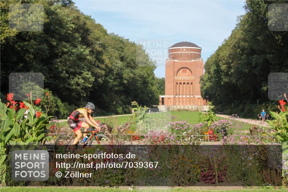 08.09.2024 - Stadtparktriathlon Zöllner http://msf.ph/oto/7039367 08.09.2024 09:28:34 Radfahren 143, 146 meine-sportfotos.de