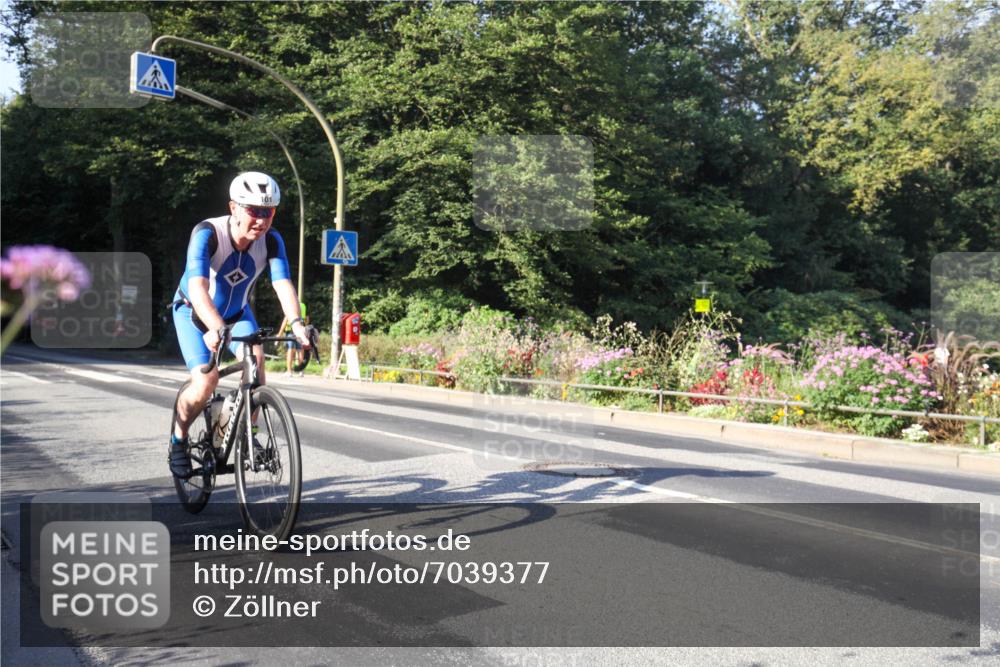 08.09.2024 - Stadtparktriathlon Zöllner http://msf.ph/oto/7039377 08.09.2024 09:17:39 Radfahren 101, 119, 153, 172 meine-sportfotos.de