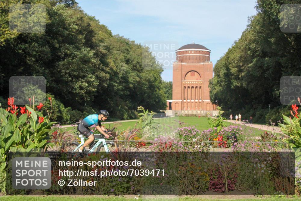 08.09.2024 - Stadtparktriathlon Zöllner http://msf.ph/oto/7039471 08.09.2024 09:32:07 Radfahren 124 meine-sportfotos.de