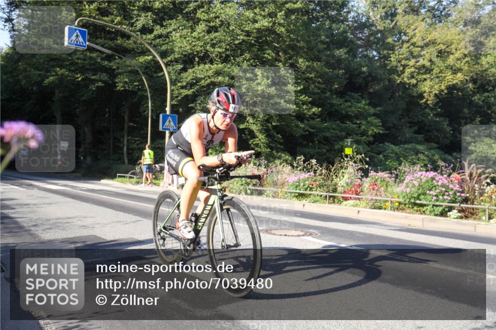 08.09.2024 - Stadtparktriathlon Zöllner http://msf.ph/oto/7039480 08.09.2024 09:20:50 Radfahren 115, 120, 135, 152, 161 meine-sportfotos.de