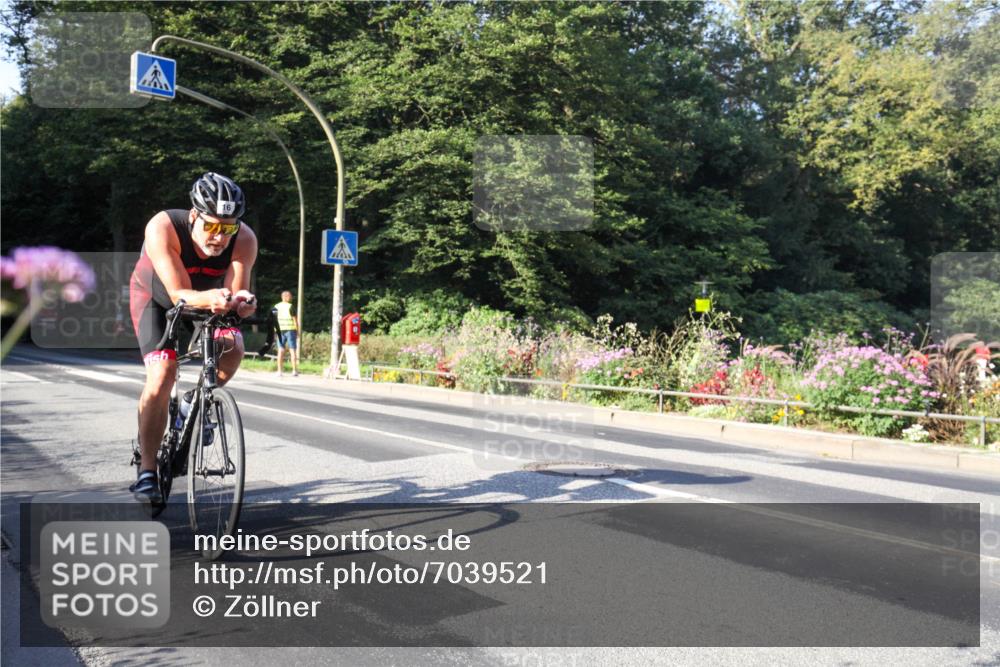 08.09.2024 - Stadtparktriathlon Zöllner http://msf.ph/oto/7039521 08.09.2024 09:21:49 Radfahren 16 meine-sportfotos.de