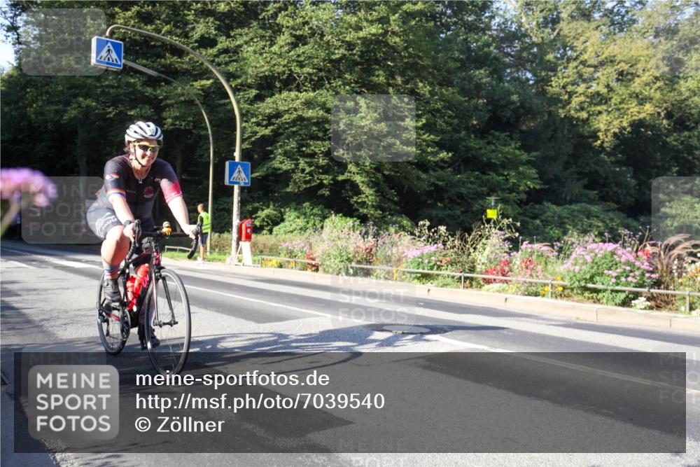 08.09.2024 - Stadtparktriathlon Zöllner http://msf.ph/oto/7039540 08.09.2024 09:22:50 Radfahren 95, 108, 117 meine-sportfotos.de