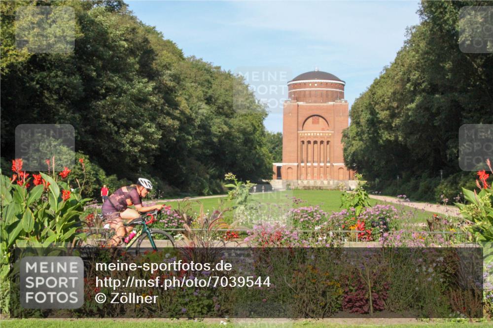 08.09.2024 - Stadtparktriathlon Zöllner http://msf.ph/oto/7039544 08.09.2024 09:34:45 Radfahren 135, 141 meine-sportfotos.de