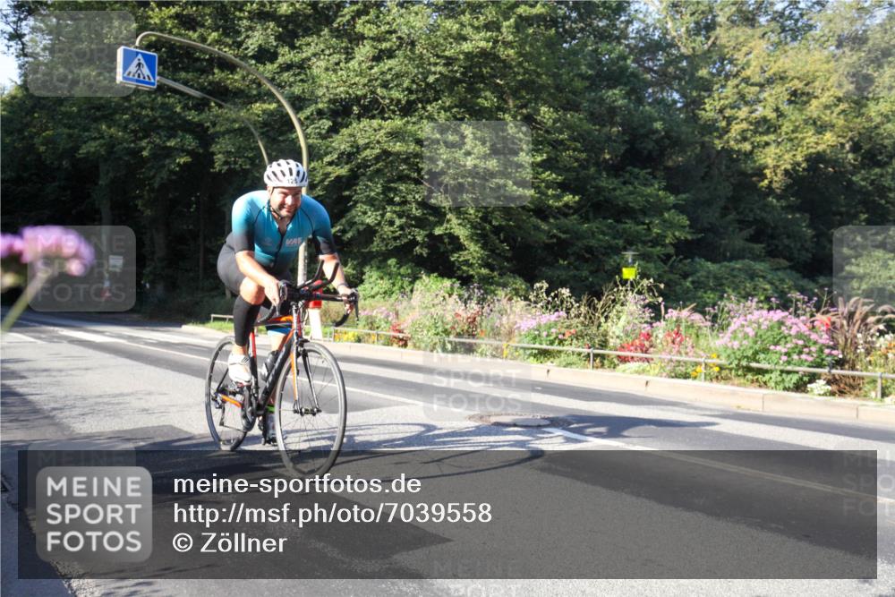08.09.2024 - Stadtparktriathlon Zöllner http://msf.ph/oto/7039558 08.09.2024 09:23:24 Radfahren 125 meine-sportfotos.de