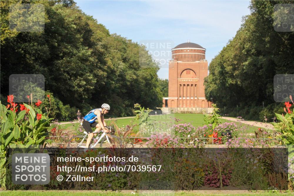 08.09.2024 - Stadtparktriathlon Zöllner http://msf.ph/oto/7039567 08.09.2024 09:35:34 Radfahren 100, 103 meine-sportfotos.de