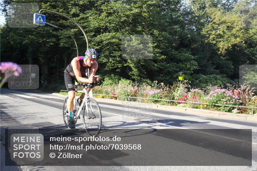 08.09.2024 - Stadtparktriathlon Zöllner http://msf.ph/oto/7039568 08.09.2024 09:24:09 Radfahren 97 meine-sportfotos.de