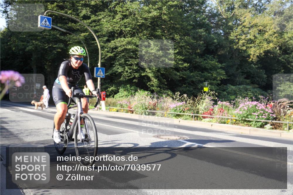 08.09.2024 - Stadtparktriathlon Zöllner http://msf.ph/oto/7039577 08.09.2024 09:24:40 Radfahren 169 meine-sportfotos.de