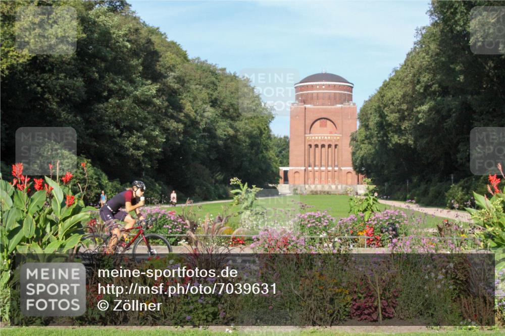 08.09.2024 - Stadtparktriathlon Zöllner http://msf.ph/oto/7039631 08.09.2024 09:38:24 Radfahren 144, 164 meine-sportfotos.de