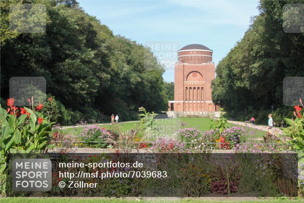 08.09.2024 - Stadtparktriathlon Zöllner http://msf.ph/oto/7039683 08.09.2024 09:41:14 Radfahren 134, 145 meine-sportfotos.de