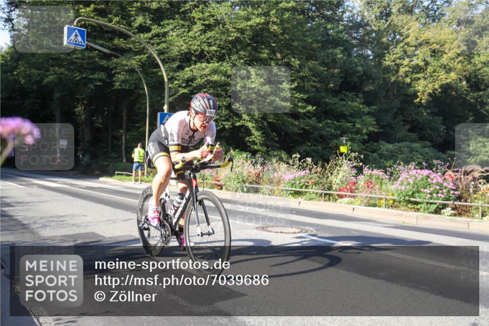 08.09.2024 - Stadtparktriathlon Zöllner http://msf.ph/oto/7039686 08.09.2024 09:28:23 Radfahren 162 meine-sportfotos.de
