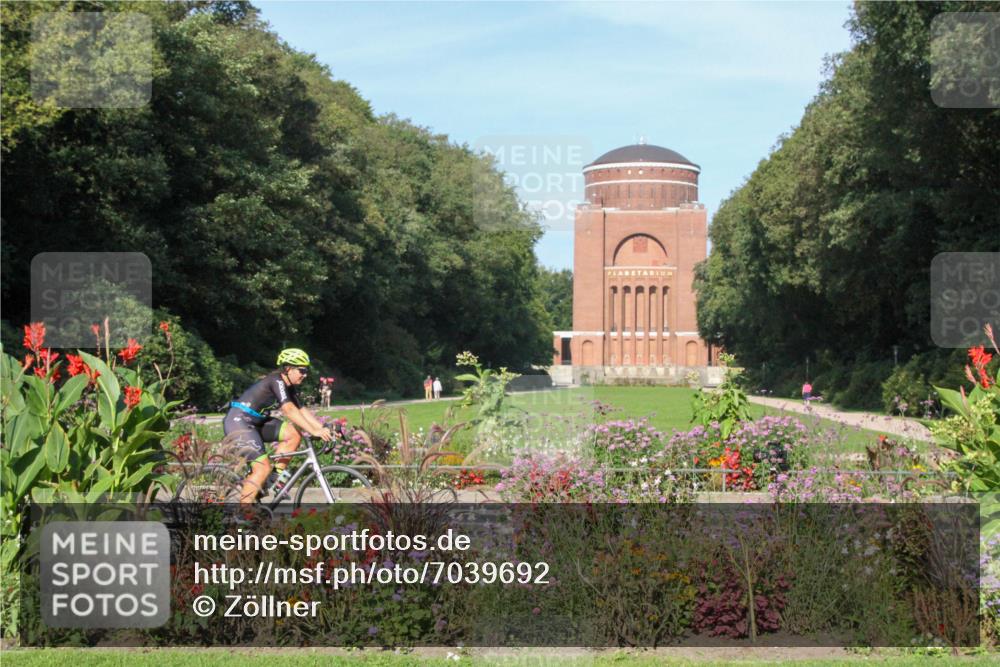 08.09.2024 - Stadtparktriathlon Zöllner http://msf.ph/oto/7039692 08.09.2024 09:41:28 Radfahren 169 meine-sportfotos.de