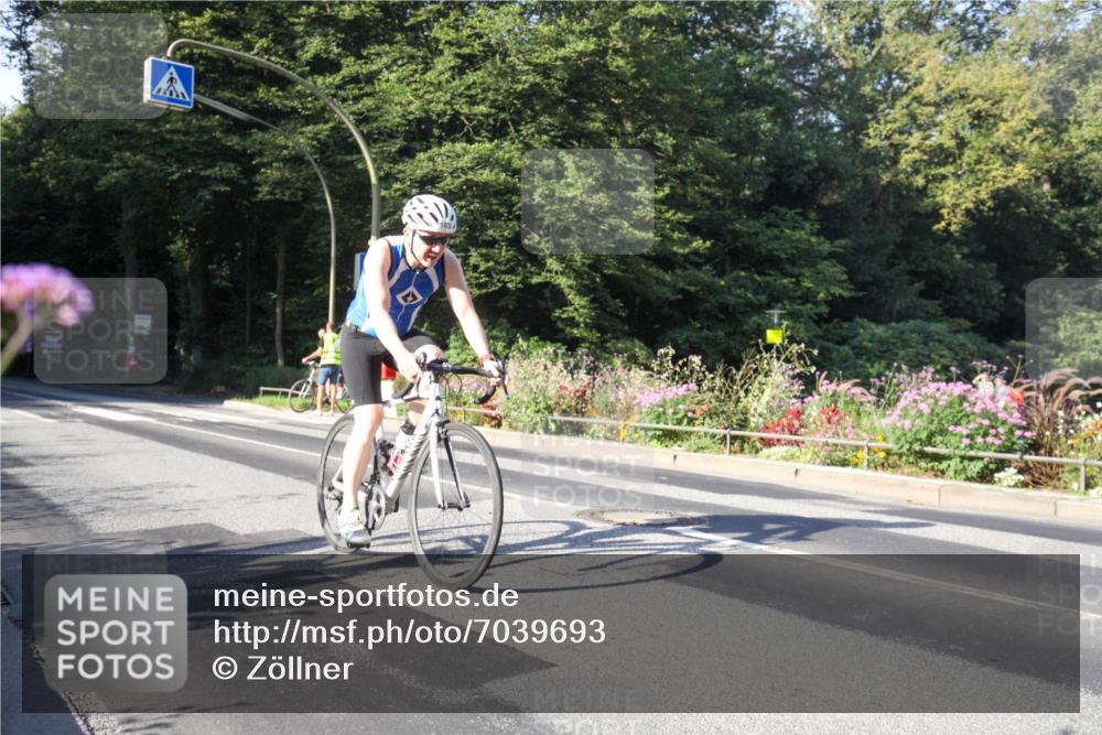 08.09.2024 - Stadtparktriathlon Zöllner http://msf.ph/oto/7039693 08.09.2024 09:28:40 Radfahren 52, 103, 143 meine-sportfotos.de