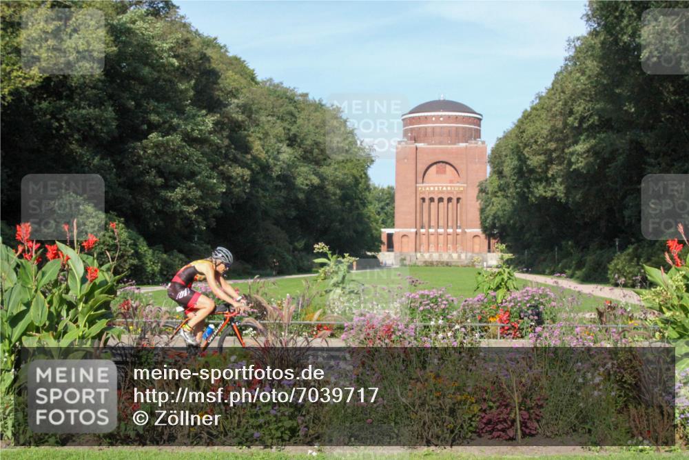 08.09.2024 - Stadtparktriathlon Zöllner http://msf.ph/oto/7039717 08.09.2024 09:42:51 Radfahren 146, 152 meine-sportfotos.de