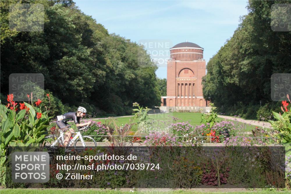 08.09.2024 - Stadtparktriathlon Zöllner http://msf.ph/oto/7039724 08.09.2024 09:43:03 Radfahren 166, 180 meine-sportfotos.de