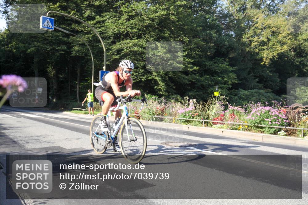 08.09.2024 - Stadtparktriathlon Zöllner http://msf.ph/oto/7039739 08.09.2024 09:30:35 Radfahren 98 meine-sportfotos.de