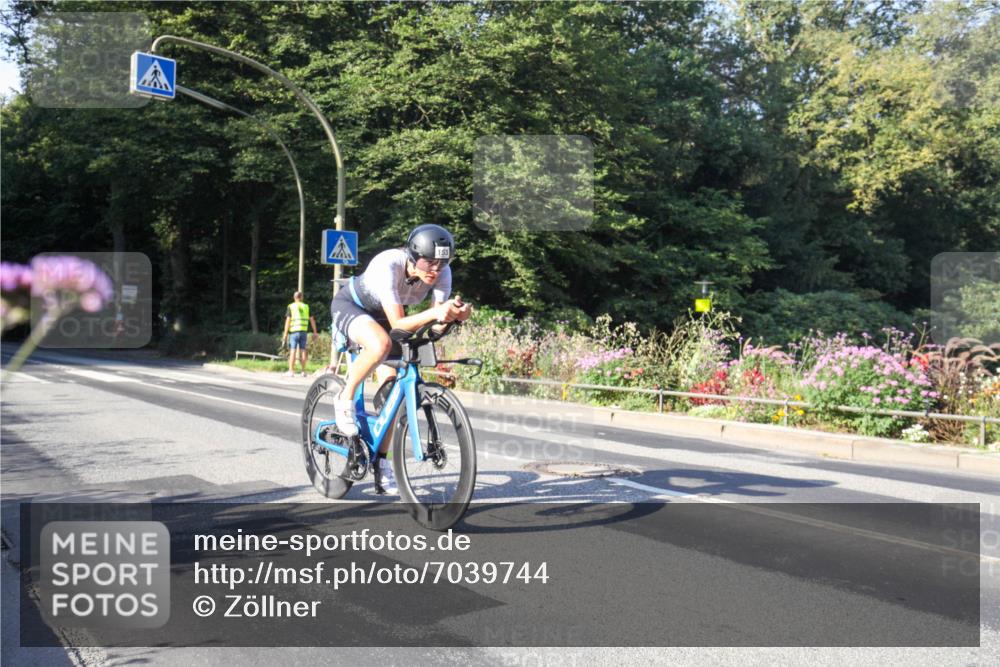 08.09.2024 - Stadtparktriathlon Zöllner http://msf.ph/oto/7039744 08.09.2024 09:30:41 Radfahren 133, 153 meine-sportfotos.de